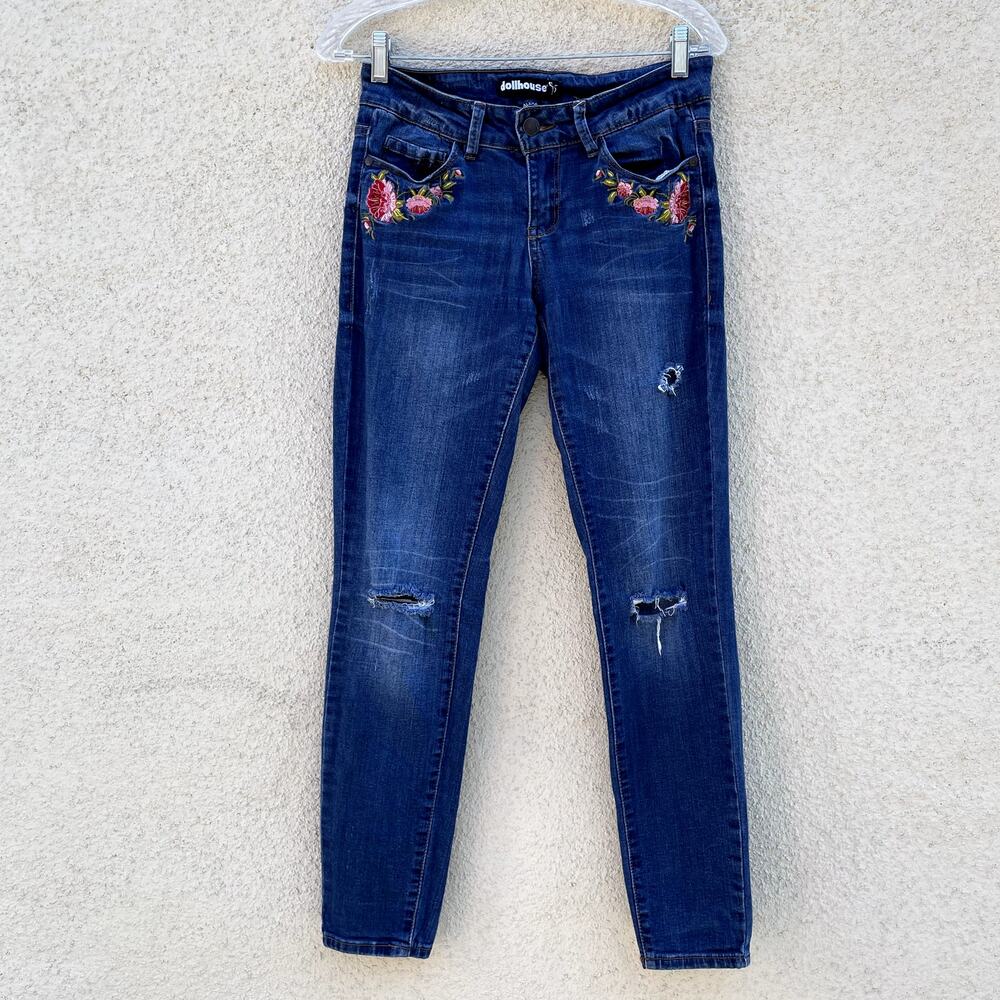 Dollhouse Floral Embroidered Distressed Alexa Skinny Jeans 5